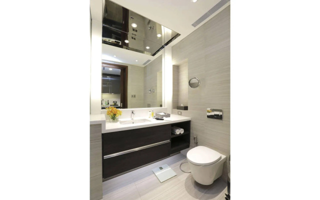 Makati Diamond Residences