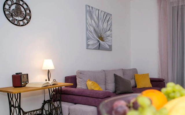 Apartment Sweet Daisy with parking