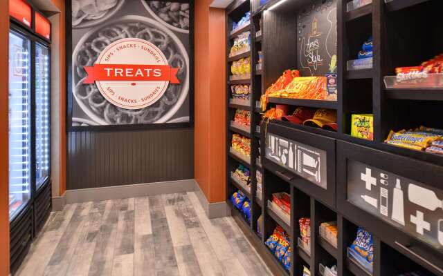 Hampton Inn & Suites Ames