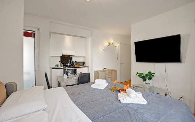 Santi Apartment Few Min From Lake – Guest Rooms – Lugano