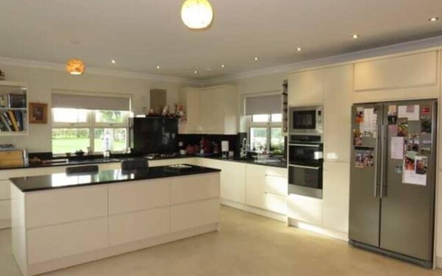 Beautiful Home Near Lough Corrib