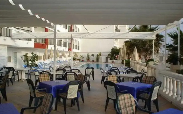Perla Marina Hotel & Apartamentos