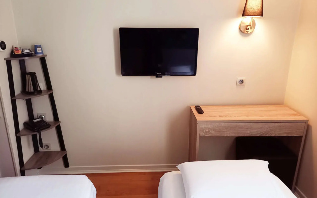 Brit Hotel Nîmes Ouest