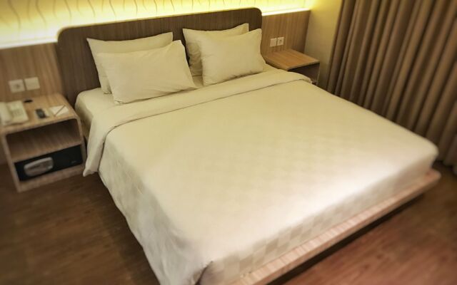 M Premiere Hotel