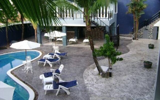Tiki Garden Resort