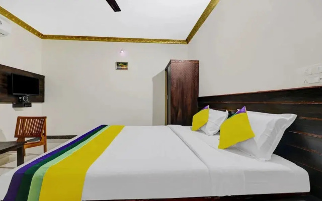 Lee Comfort by Treebo