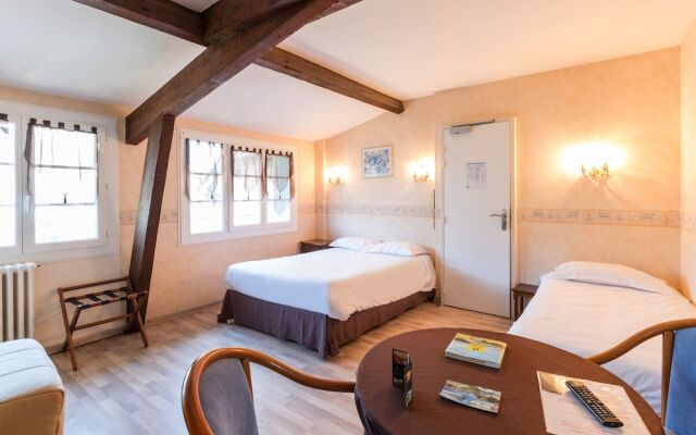 Logis Hotel les Cimes