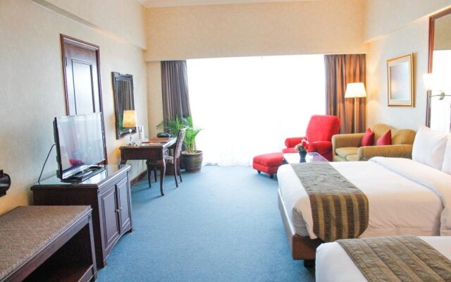 Sunlake Waterfront Resort and Convention