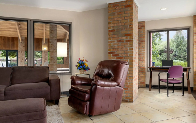 Baymont by Wyndham Monroe