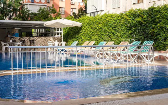 Zel Hotel