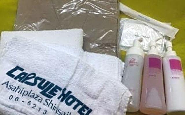 스탠다드 여성 캡슐 사진 4