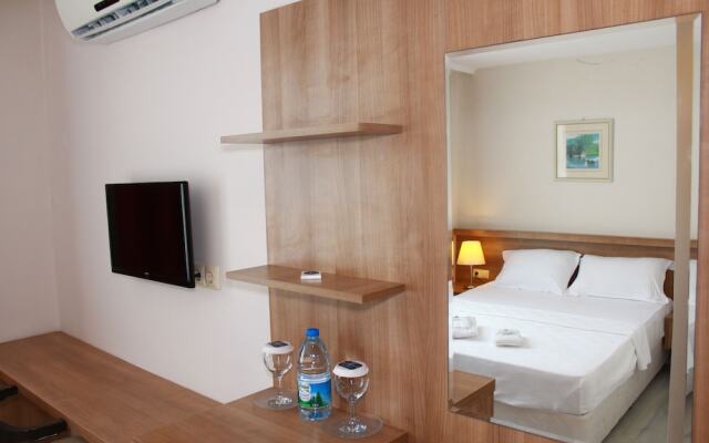 Sinopsis Resort Otel