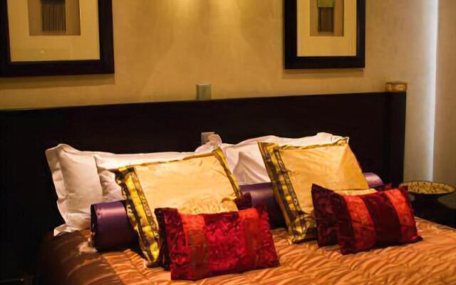 Royal Elephant Hotel & Conference Centre