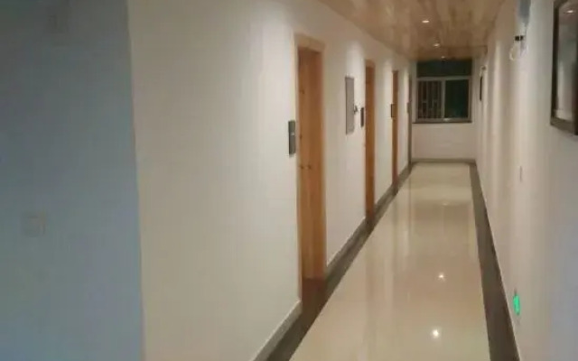 Huangguan Hotel