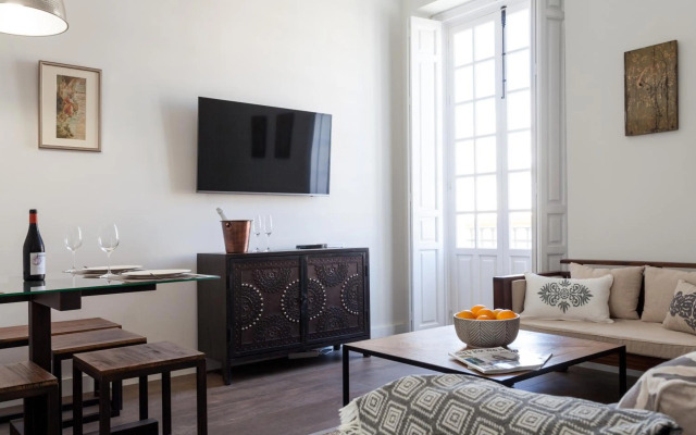 Stunning Boutique - Space Maison Apartments