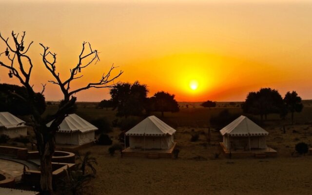 Damodra Desert Luxury Camp Tents