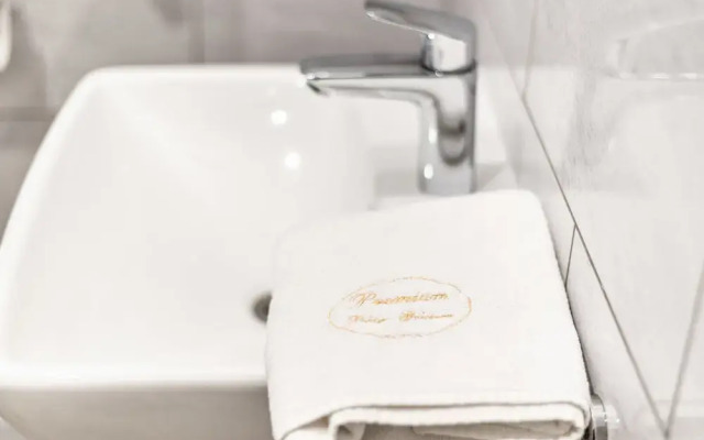 PREMIUM - Bed & Breakfast