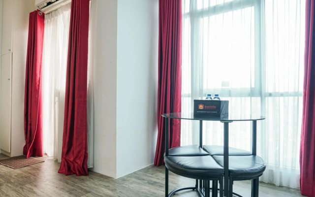 Cozy Living 1BR at Pakubuwono Terrace Apartment