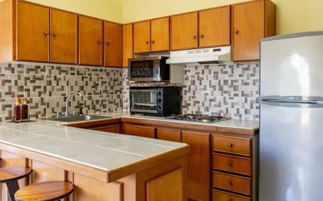 Marina and Ocean View - Real Condo 231 Perfect for couple