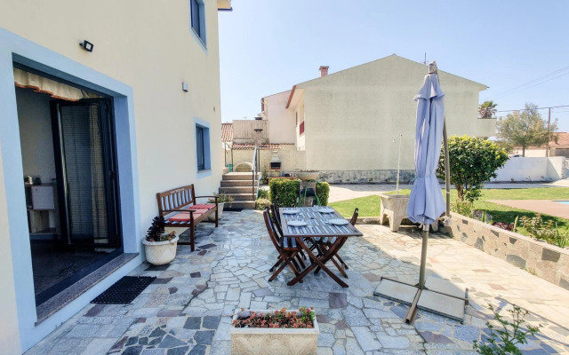 Viana Fishers House - Apartamentos em Frente ao Mar