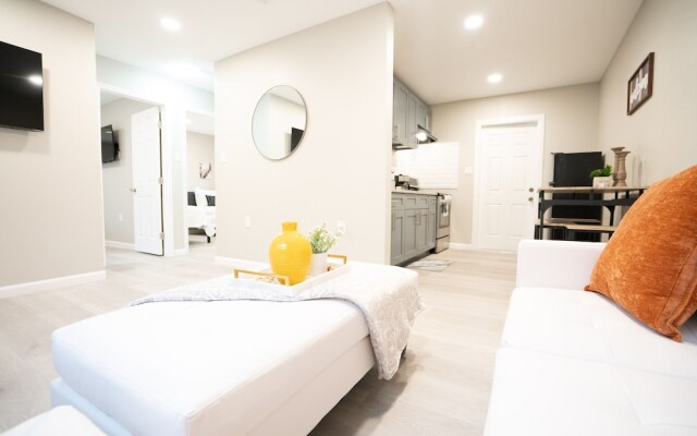 University Serenity Suites 14th
