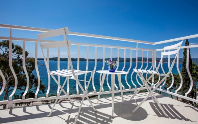 Hotel Bellevue & Dependance & Villas