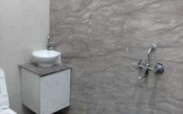 Astha Homestay & Guest House