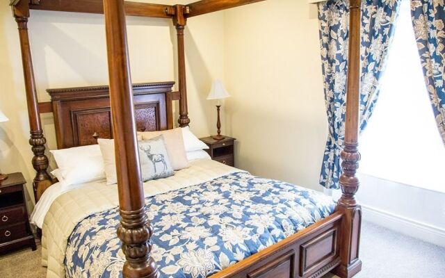 The Black Bull Hotel