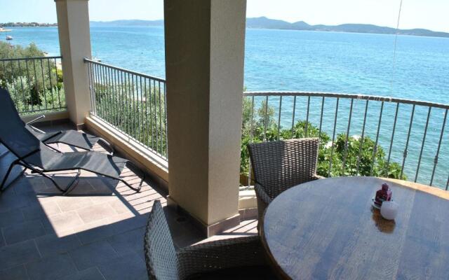 Apartment Cinthija