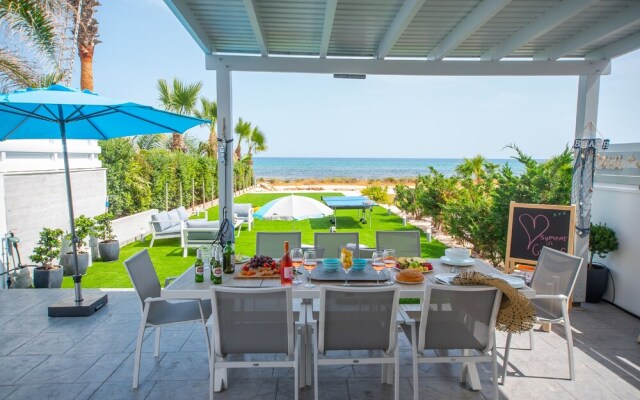 Sea front Villa Dagi - Gorgona Complex