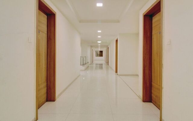 Capital O 40790 Hotel Triveni