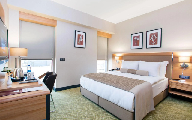 Mia City Hotel