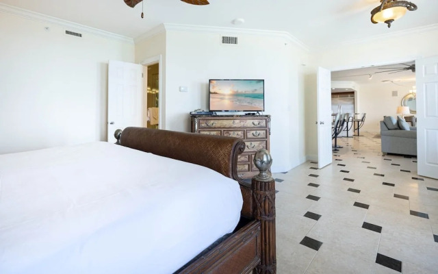 Phoenix X 1509 4 Bedroom Condo