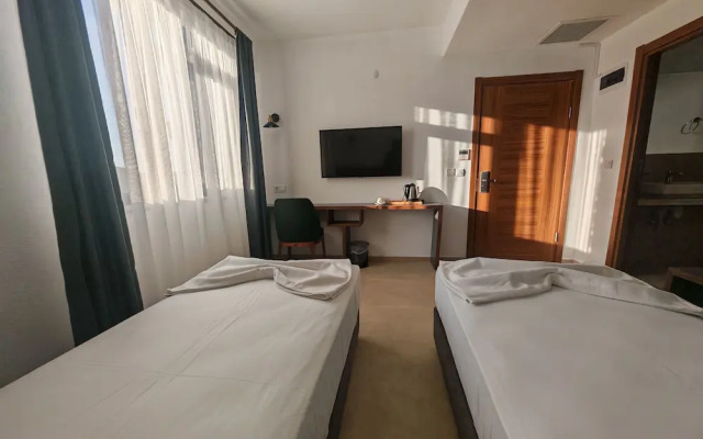 Rigani Gökçeada (+14)