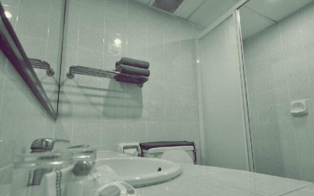 Putra Brasmana Hotel