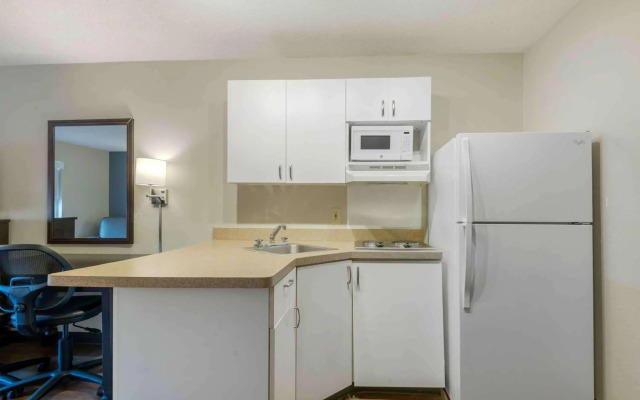 Extended Stay America Suites Charlotte University Place