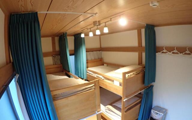 Guesthouse SORA - Hostel