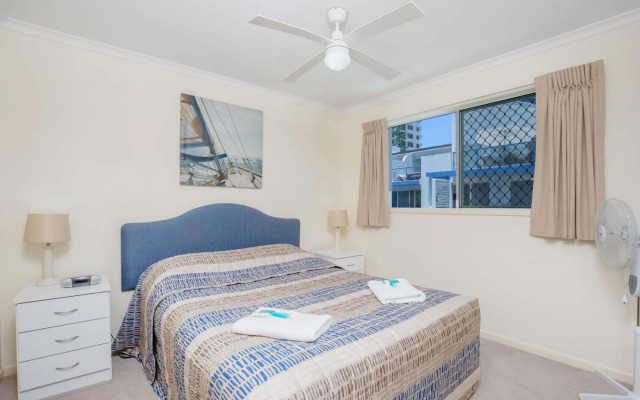 Surfers Beach Resort One