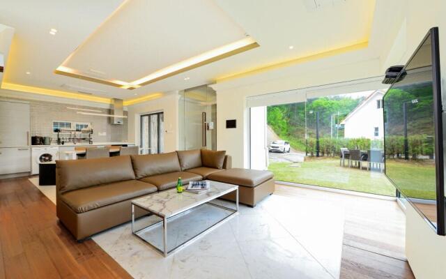 Fanta Cola Resort Fantasydong