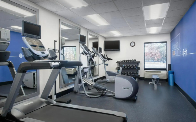Holiday Inn Express Washington DC - BW Parkway by IHG