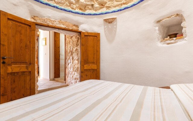 3248 Stone Hill House by Barbarhouse