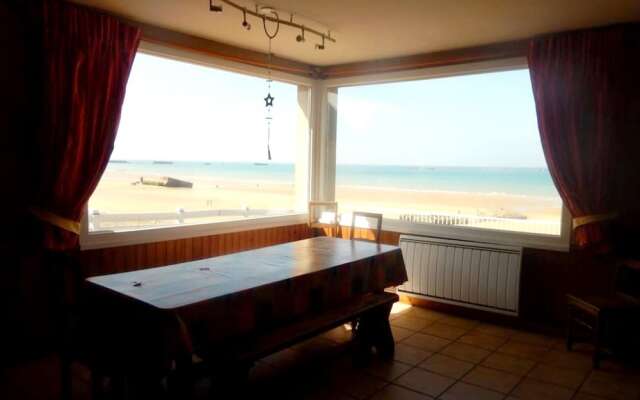 House With 6 Bedrooms in Arromanches-les-bains, With Wonderful sea Vie