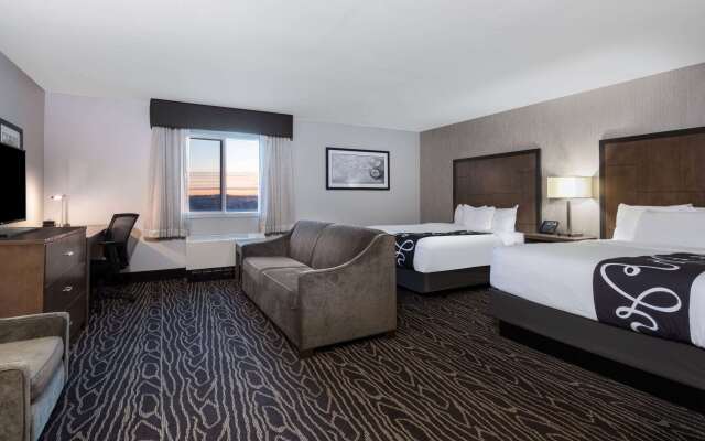 La Quinta Inn & Suites by Wyndham Fairbanks Airport