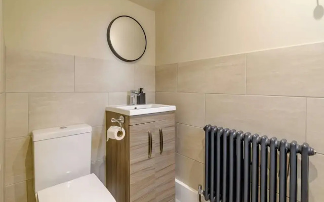 Nirvana Apartment Sunniest Spot in Scarborough