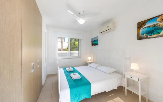 Protaras Sapphire Seaside Villa