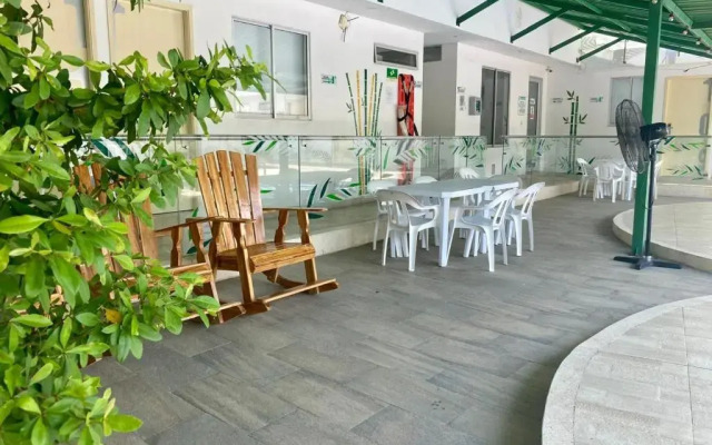Hotel Calarca Club