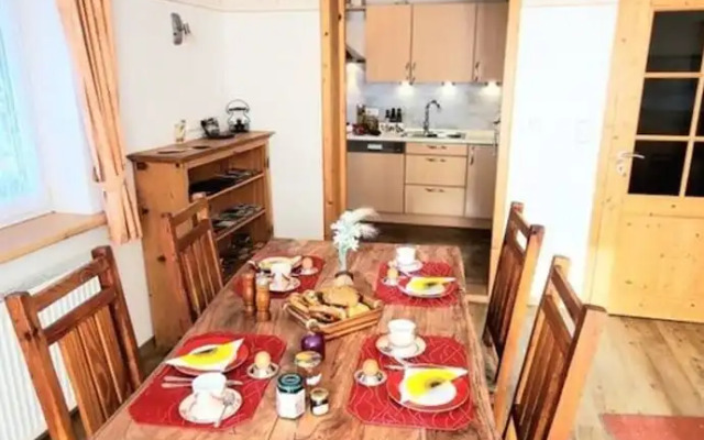 Haus Steiner Modern Retreat