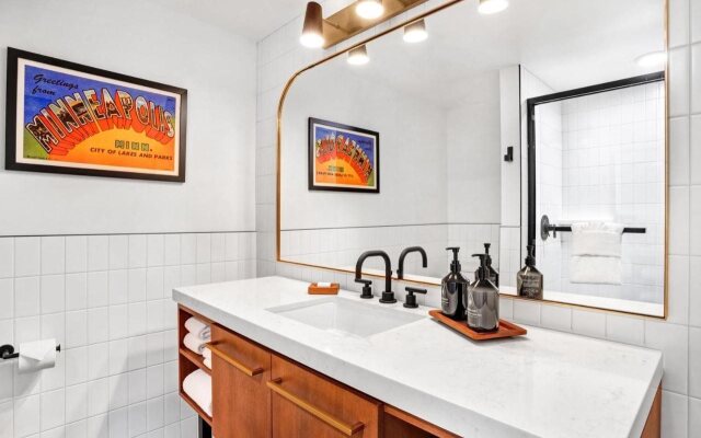 Hotel Indigo Minneapolis Downtown by IHG