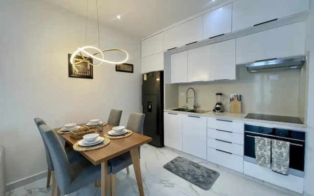 Cozy 2 BR Aparment With Private Pool