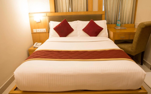 OYO 461 New Rainbow Business Hotel – Guest Rooms – Bangalore
